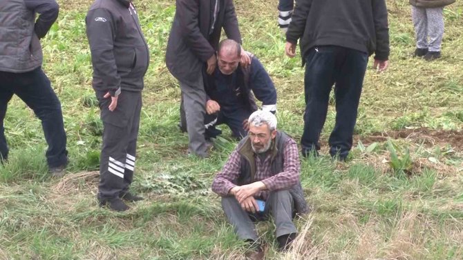 Tuzla’da Traktörüyle Bahçesini Sürerken Dereye Düşen Çiftçi Hayatını Kaybetti