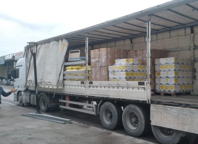 Gölcüklü Hayırseverler Deprem Bölgesine Portatif Tuvalet Ve Duş Kabini Gönderdi