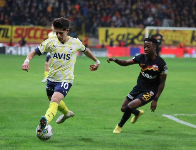 Spor Toto Süper Lig: Kayserispor: 0 - Fenerbahçe: 1 (İ̇lk Yarı)