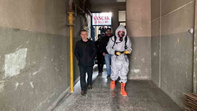 Apartmana Yayılan Kötü Kokudan Zehirlenen Kişi Sayısı 5’e Yükseldi