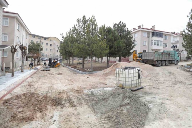 Kütahya’nın 100. Yıl Mahallesi’ne Kilit Taşı