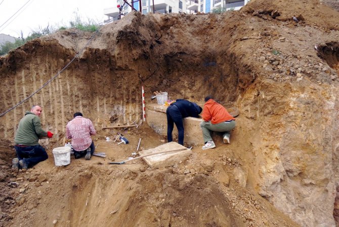 Mudanya’da Pazaryeri İnşaatından Lahit Çıktı