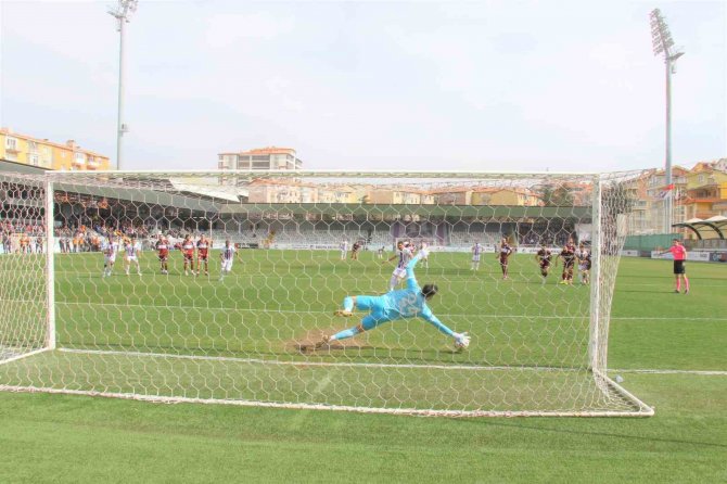 Spor Toto 1. Lig: Ankara Keçiörengücü: 3 - Bandırmaspor: 1