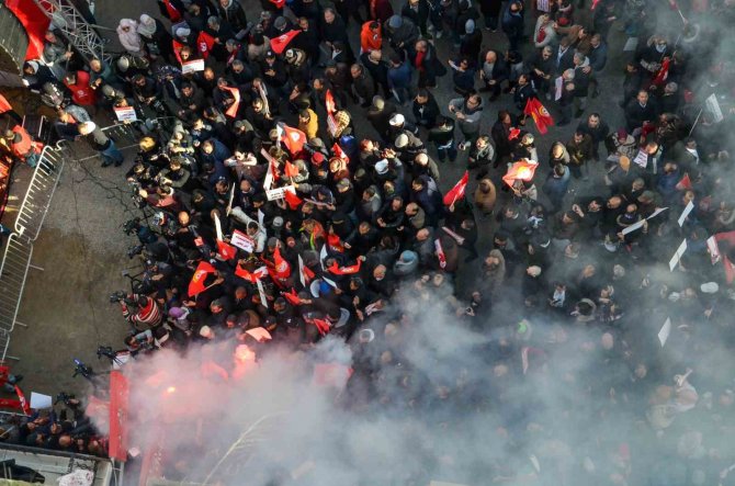Tunus’ta Binlerce Göstericinin Katılımıyla Hükümet Karşıtı Protesto