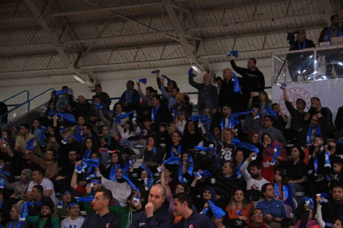 Tkbl: İ̇zmit Belediyespor:67 - Kırklareli Basketbol: 82