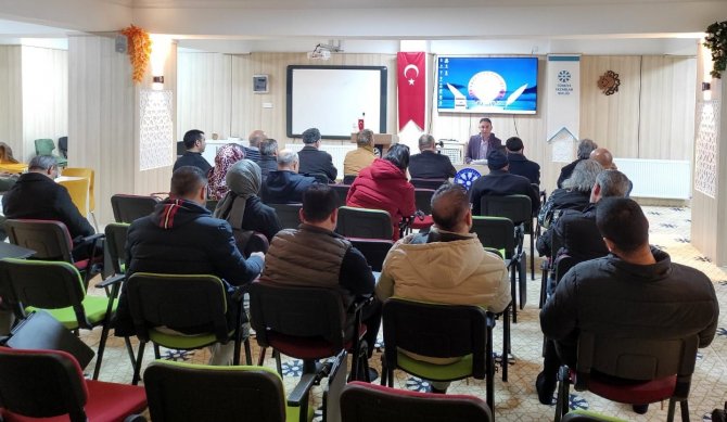 Şair Üstün; “Şiir Şuurun Yansımasıdır”