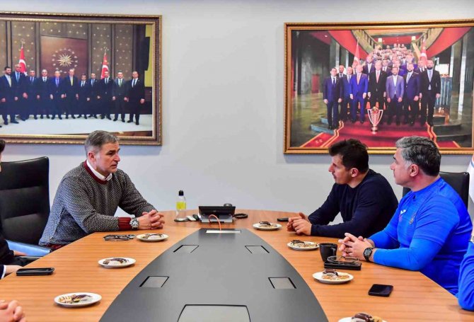 Stefan Kuntz’dan, Başakşehir’e Ziyaret