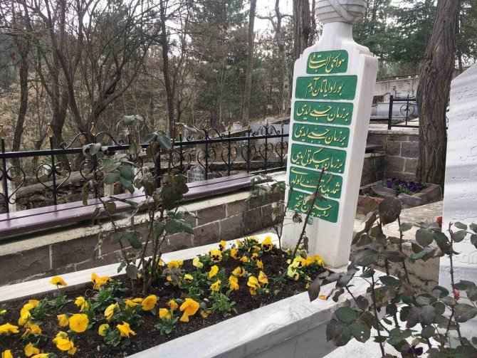 Mehmet Feyzi Efendi Kabri Başında Anıldı