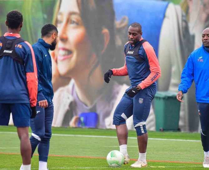 Başakşehir, Gent Maçı Hazırlıklarına Devam Etti