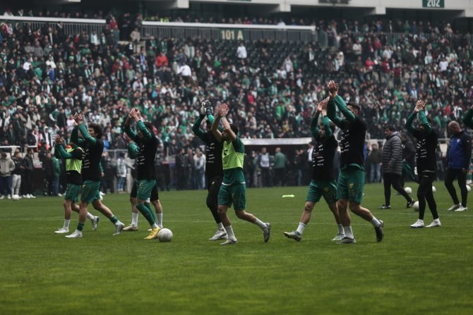 Bursa’da 40 Bin Taraftar Stadyumu Doldurdu