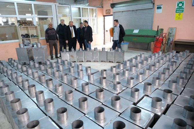 Orhanelili Öğrenciler Depremzedeler İçin Soba Üretti