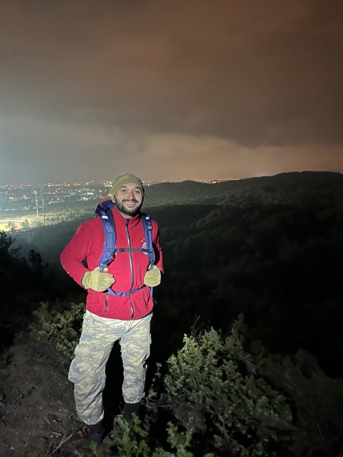 Doğa Tutkunlarından 10 Kilometrelik Gece Yürüyüşü