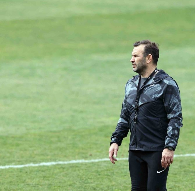 Galatasaray Hazırlıklarına Devam Etti