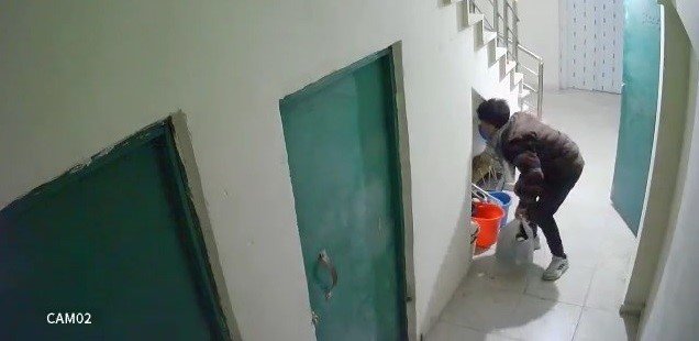 Girdiği Apartmanda Eline Ne Geldiyse Çalarak Kayıplara Karıştı