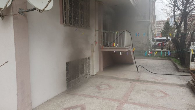 Çamaşır Makinesinden Çıkan Yangın, Ekipler Tarafından Söndürüldü