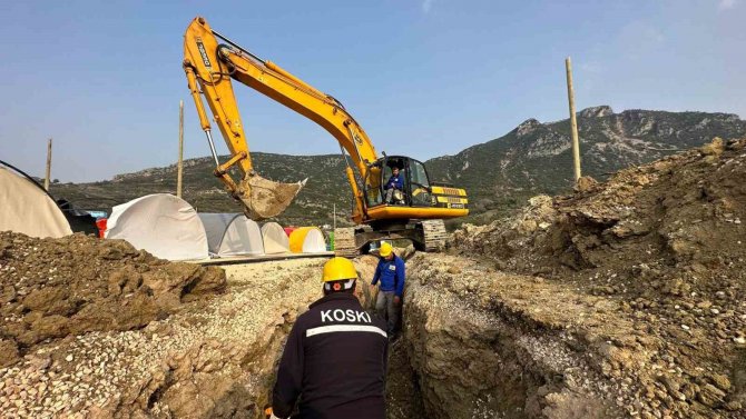 Konya Büyükşehir Hatay’da Su Ve Kanalizasyon Şebekesini Ayağa Kaldırmak İçin Çalışıyor