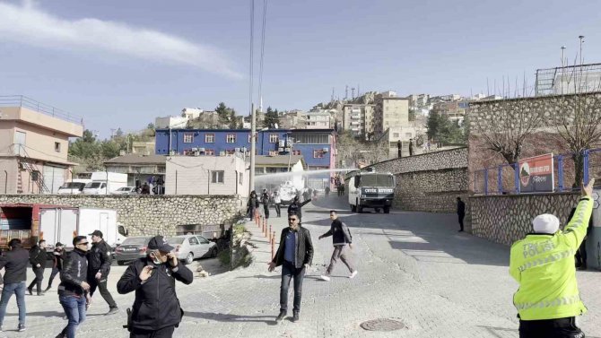 Takdirlik Hareketle Başlayan Maç Gergin Anlarla Bitti