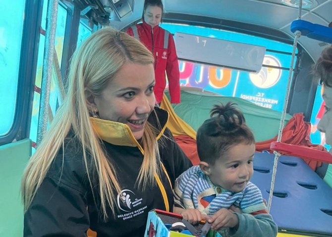 Başkan Şeniz Doğan Deprem Bölgesinde