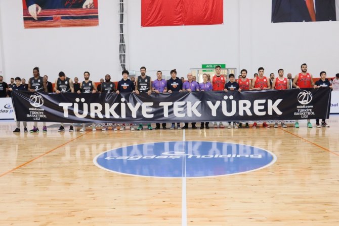 Geliri Depremzedelere Bağışlanan Maçta, Çağdaş Bodrumspor 104 Sayı Kazandı