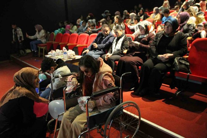 Malazgirt’te Depremzede Çocuklar İçin Moral Etkinliği Düzenlendi