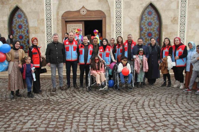 Malazgirt’te Depremzede Çocuklar İçin Moral Etkinliği Düzenlendi
