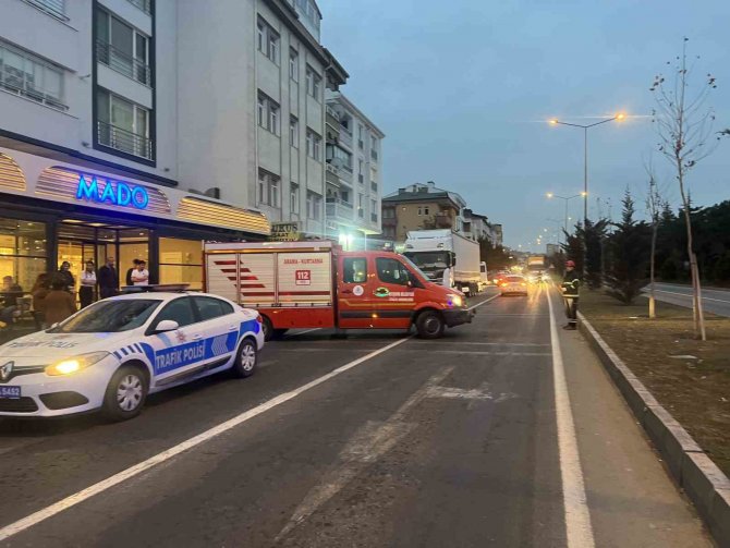 Nevşehir’de Fireni Patlayan Kamyon Araçlara Çarptı: 6 Yaralı