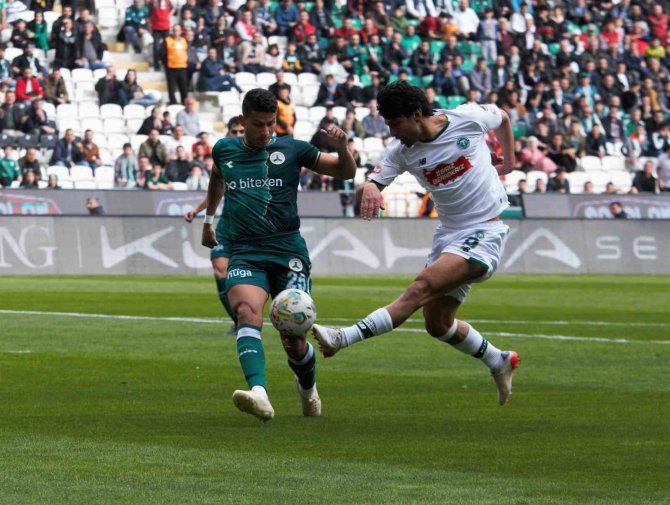 Spor Toto Süper Lig: Konyaspor: 0 - Giresunspor: 0 (İ̇lk Yarı)