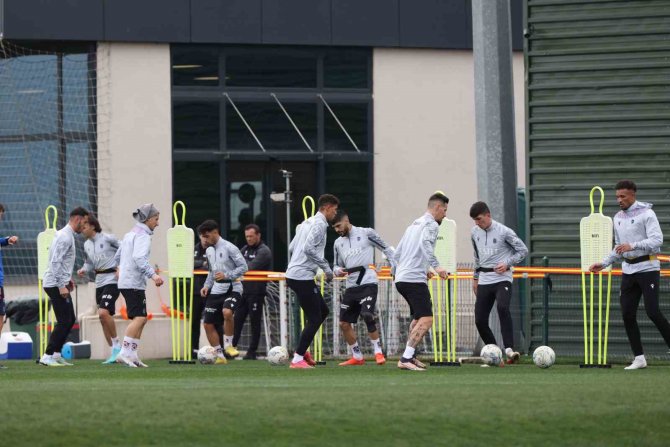 Trabzonspor, Adana Demirspor Maçı Hazırlıklarına Başladı
