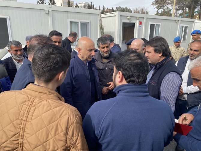 Bakan Karaismailoğlu, Deprem Bölgesindeki Çalışmaları Anlattı