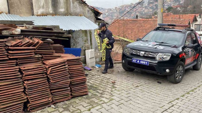 Genç Kadın Silahla Ağır Yaralandı