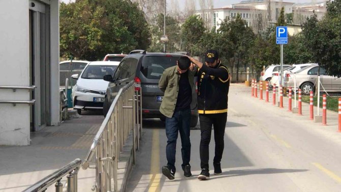 Alacak-verecek Kavgasında, Sokakta Yürüyenleri Vuran Şüpheli Yakalandı