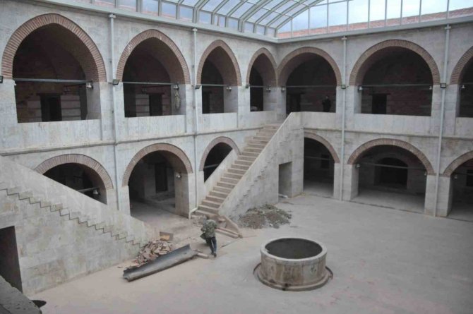 6 Asırlık Deveciler Hanı Butik Otele Dönüştürülüyor