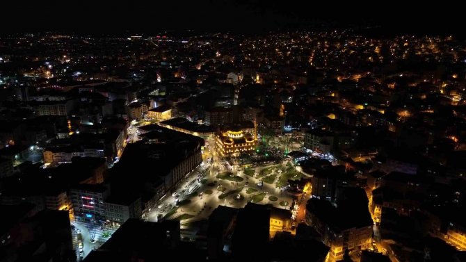 Balıkesirliler Berat Kandili’nde Camileri Doldurdu