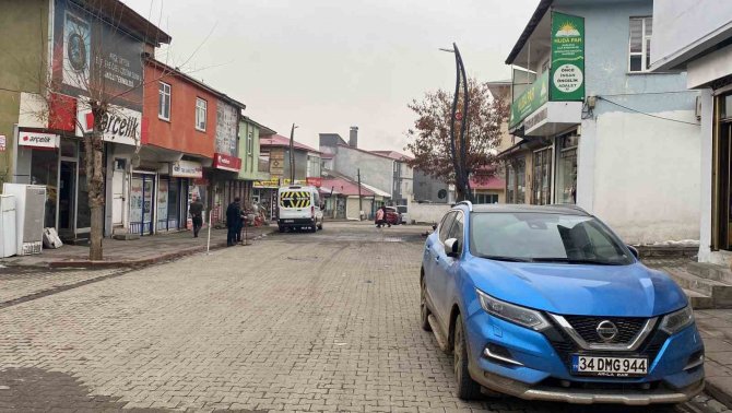 Karlıova’da Karla Mücadele Çalışması Sona Erdi