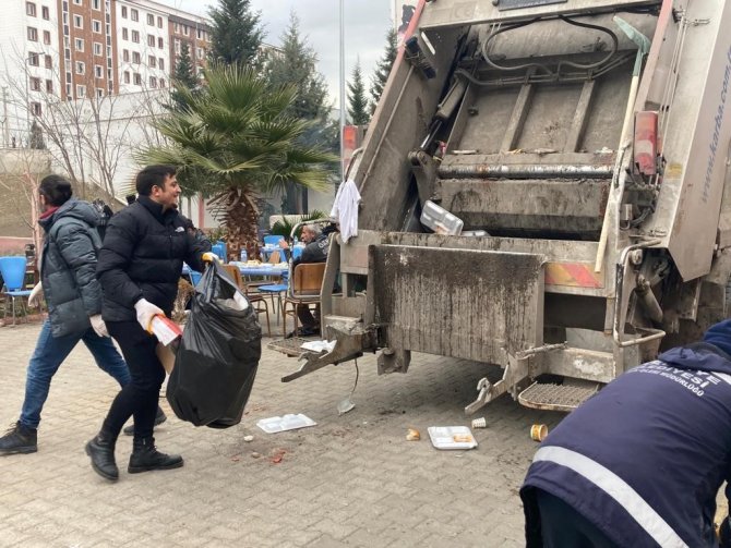 İ̇nsani Yardım Ekibi Deprem Bölgesinde Çalışmalarını Tamamladı