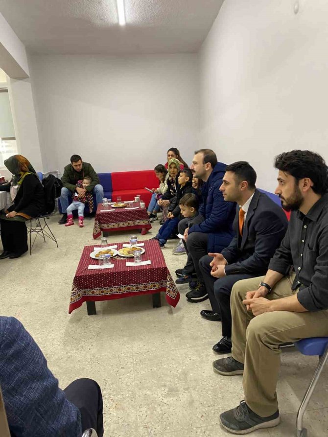 Depremzede Çocuklara Moral Günü