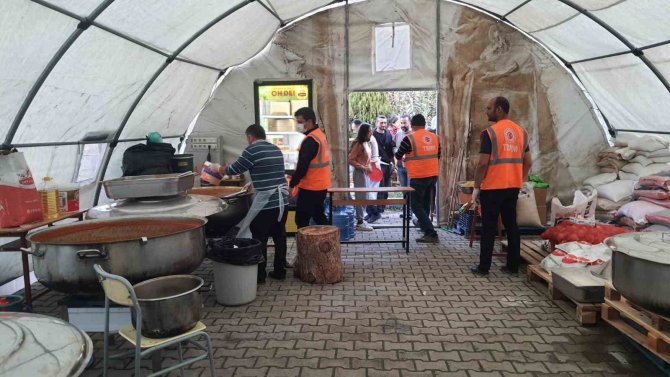 Başkan Aygün, Yaraların Sarılması İçin Deprem Bölgesinde