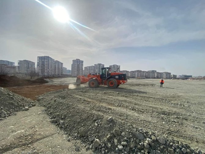 Kovancılar’dan Malatya’da Konteyner Kent Kurulumuna Destek