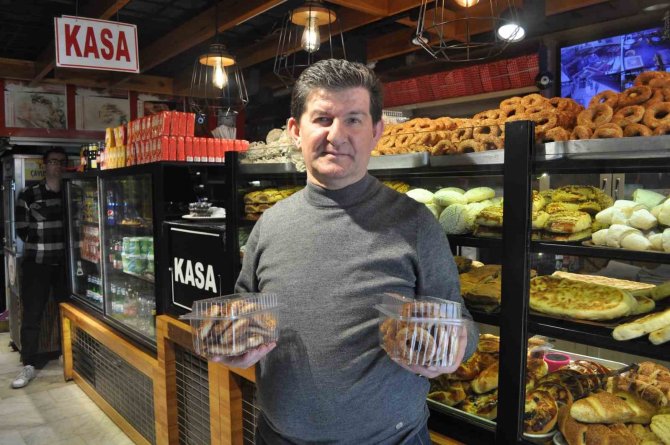 Geleneksel Kandil Simidi Tezgahlara Bereket Getiriyor