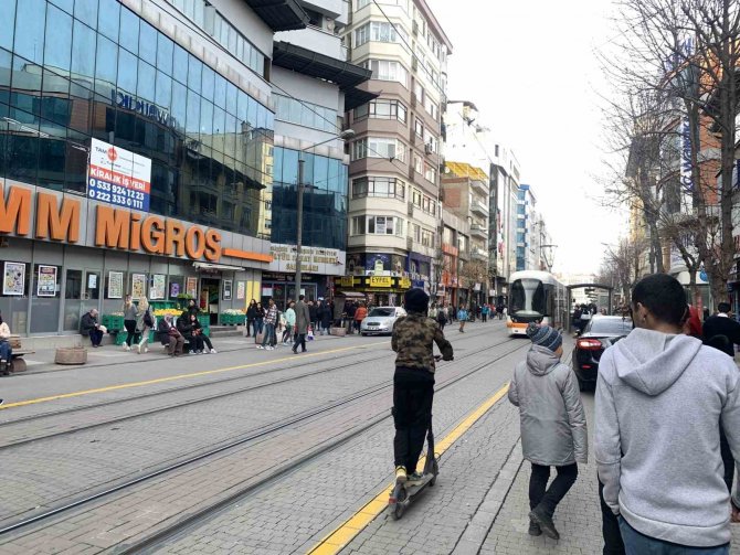 Tedbirsiz Kullanılan Scooterlar Tehlike Saçıyor