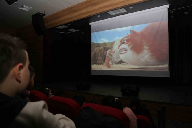 Kedi Maurice Filmi Gürsu’da İlgi Gördü