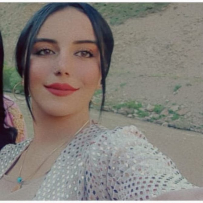 Silahla Yaralanan 20 Yaşındaki Kız Toprağa Verildi