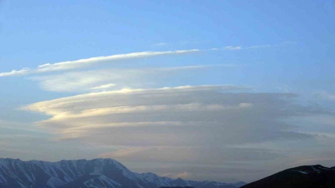 Yüksekova Semalarında Mercek Bulutu Oluştu