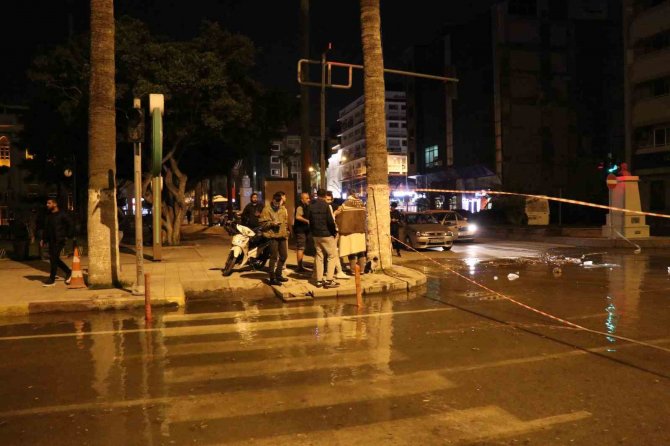 İ̇skenderun’da Deniz Taştı, Caddeler Sularla Doldu