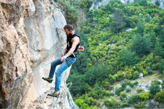 Çığ Düşmesi Neticesinde Hayatını Kaybetmişti, Son Yolculuğuna Uğurlandı