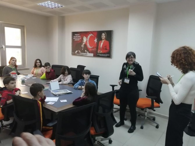 İ̇zmit Çocuk Meclisi Faaliyetlerine Yeniden Başladı