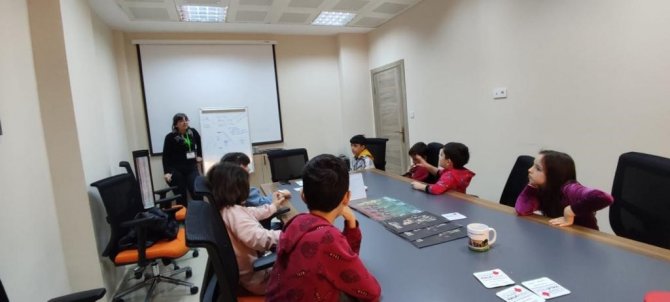 İ̇zmit Çocuk Meclisi Faaliyetlerine Yeniden Başladı