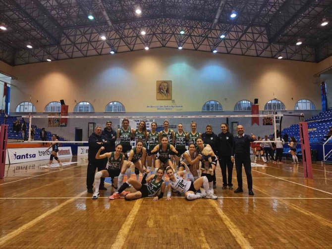 Bodrum’un İncileri Çeyrek Finale Yükseldi