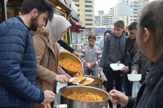 Hünerli Eller’i Hayır Elleri’ne Çevirdiler