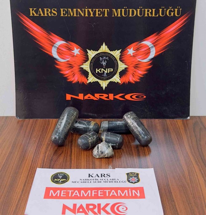 İ̇ran Uyruklu Şahsın Mide Ve Bağırsaklarından Uyuşturucu Çıktı